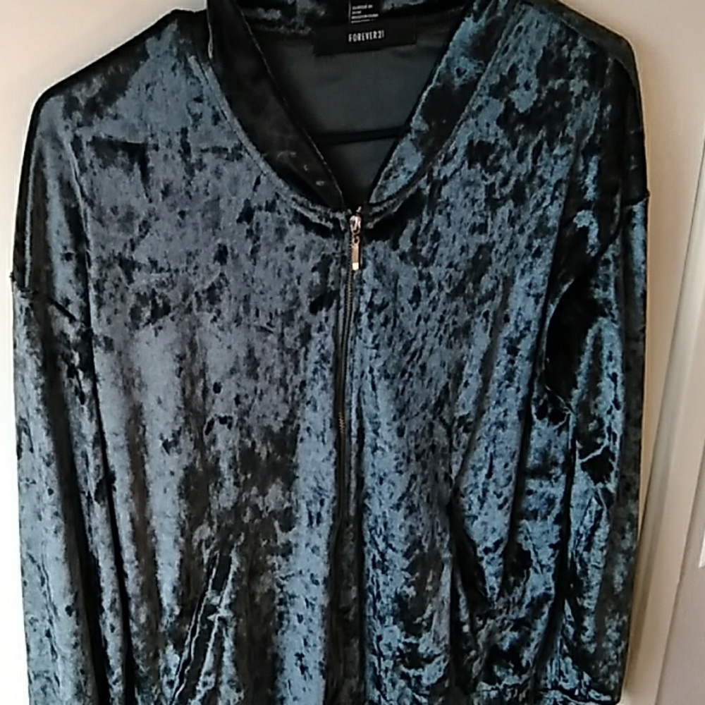 Velvet jacket - Picture 2 of 4